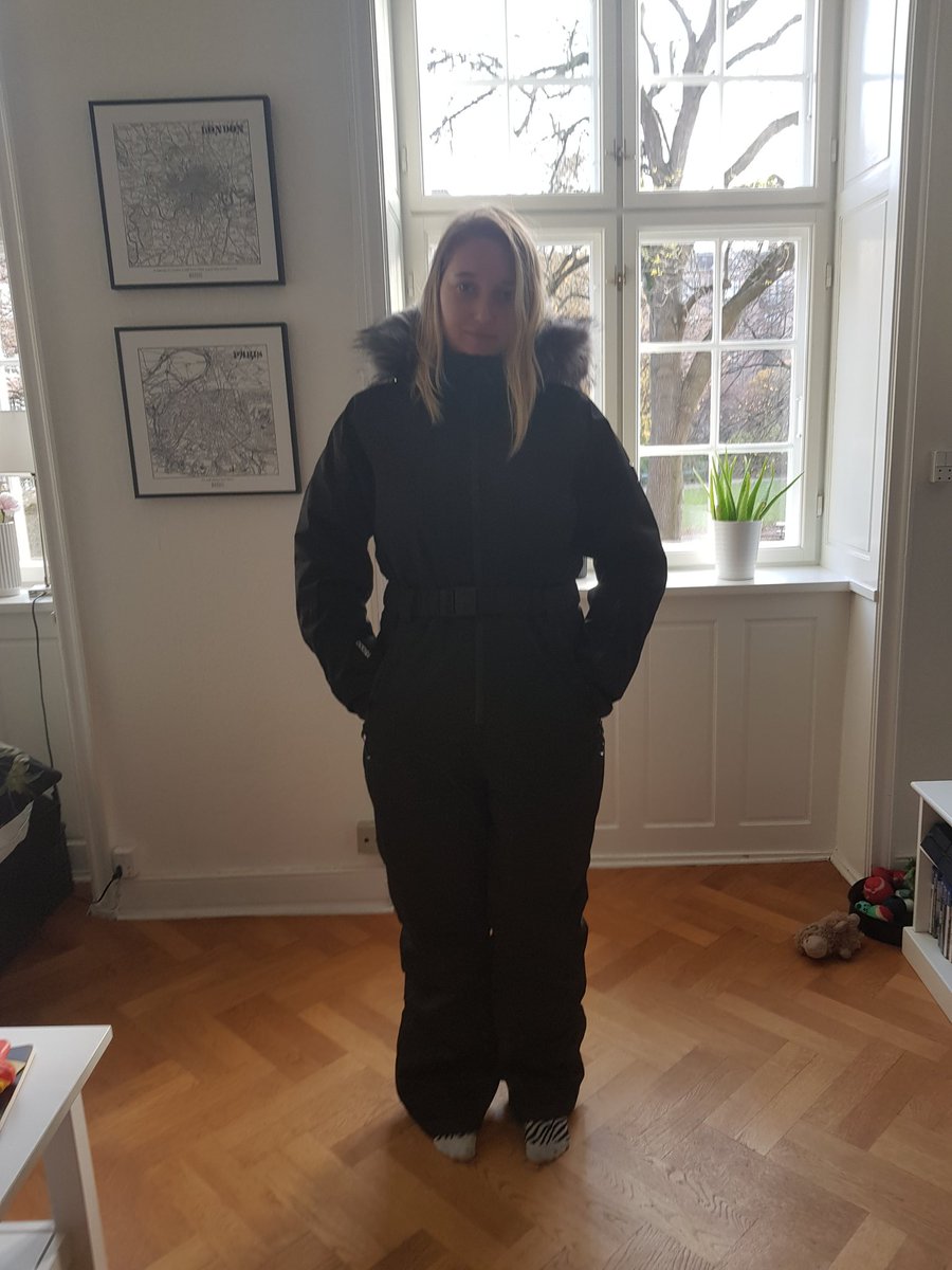 NovidX's tweet photo. The weather turned for the worse today, and oh boy do my body react. Thank god my new one suit came in and I can walk around like the warm penguin! #ChronicPain #chronicillness #fibromialgia #nevercoldagain #whyfashionable #bepractical https://t.co/LWs9ghzvQ5