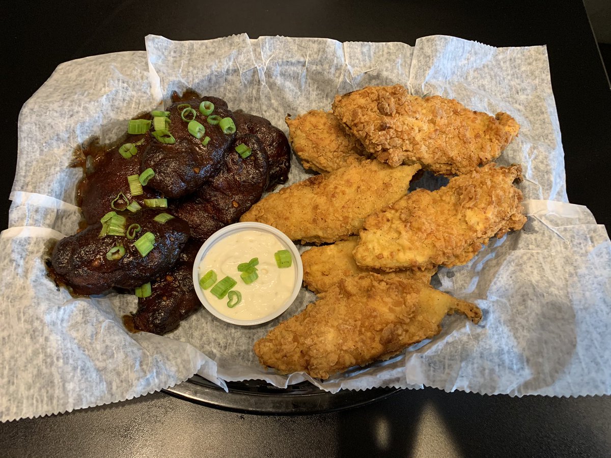 SeitansR's tweet photo. #BBQWingz #Poppers https://t.co/MDiYl8g4eq
