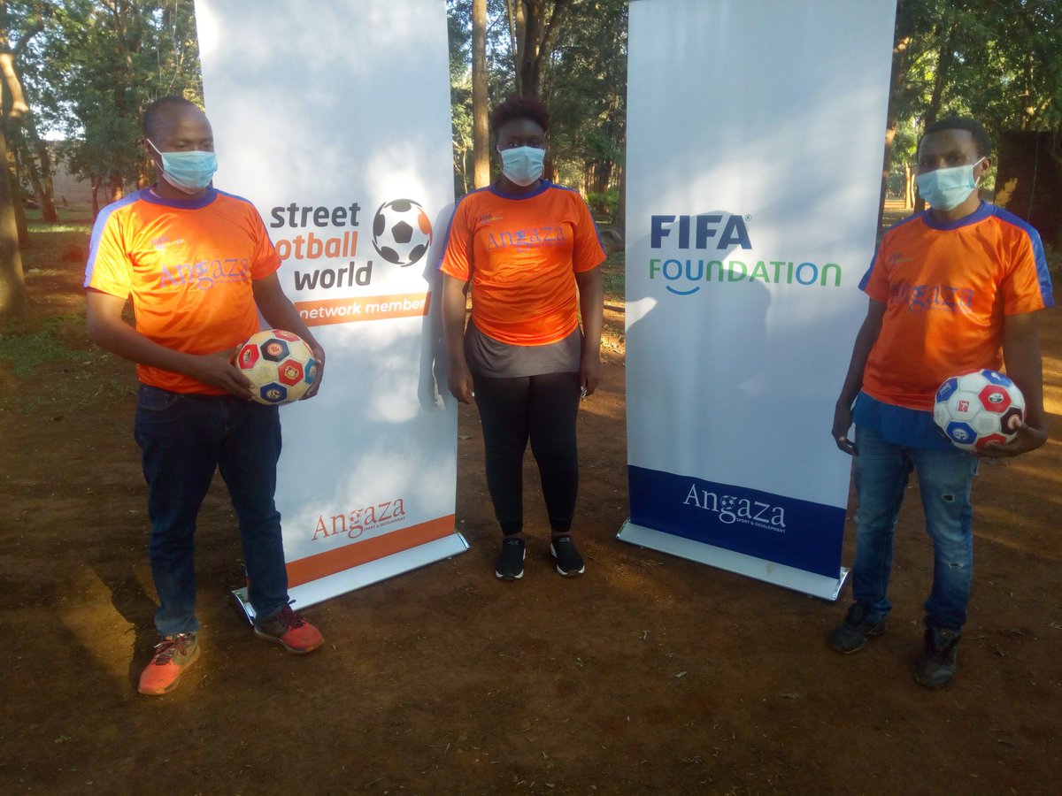 Angazasportsdev's tweet photo. It has been an amazing weekend as we concluded our community coaches sexual, reproductive health and Covid 19 awareness training.
supported by :
#Fifafoundation
#streetfootballworld
#BUYAs
#communitycoaches https://t.co/qkZwsQfDqD