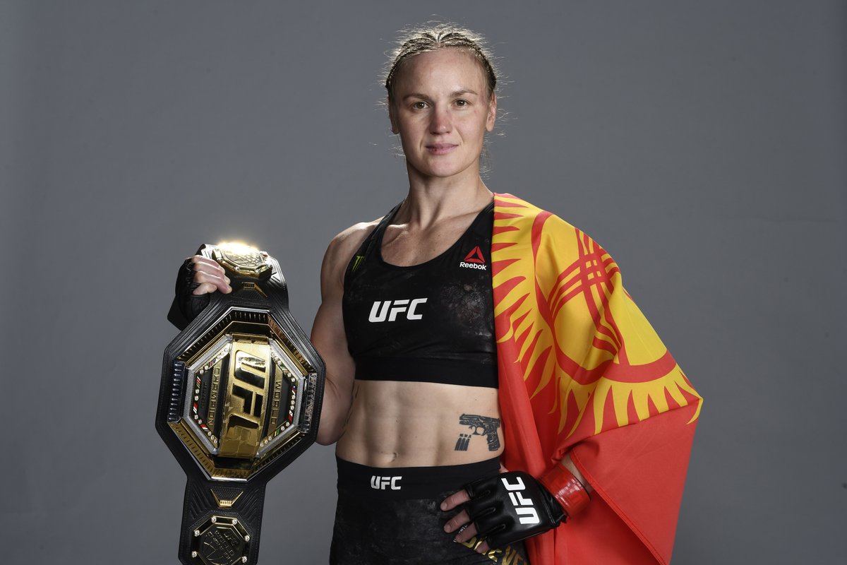 Most Wins in Women's UFC History!
1️⃣3️⃣ - Amanda Nunes
1️⃣2️⃣ - Jessica Andrade
1️⃣0️⃣ - Joanna Jedrzejczyk
9️⃣ - @BulletValentina https://t.co/7qZUtlsFZy