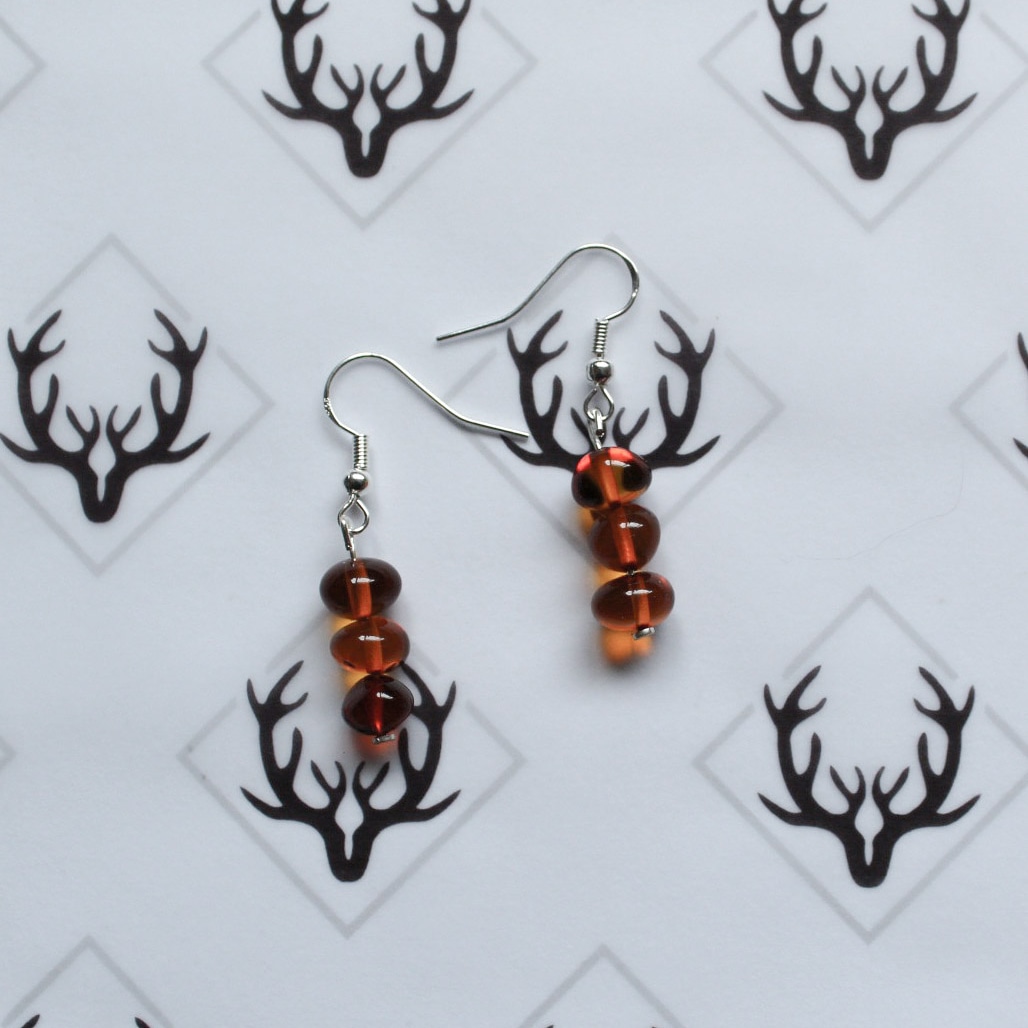 FraochJ's tweet photo. Free UK shipping with everything on my site! 😍❤️ #handmadeinscotland #handmadeinuk #viking #jewellery #amber #scotland #ameythst https://t.co/IVQKkOfb9t