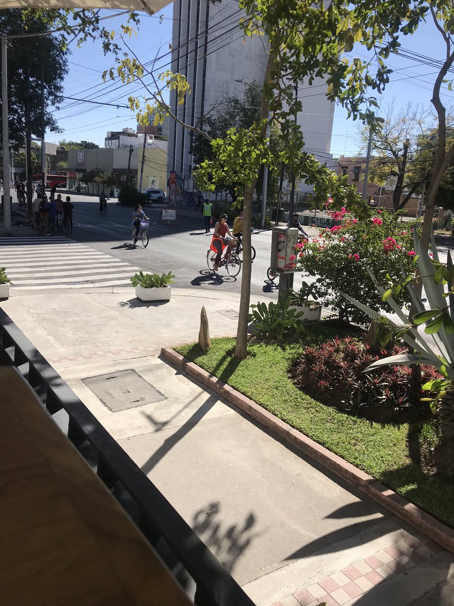 tacofish77's tweet photo. Regresa #viarecreativa #gdl 
Te esperamos después de ejercitarte.
#tacofishlapaz 
Taco Fish La Paz suc av. Vallarta https://t.co/BFwyndvsIJ