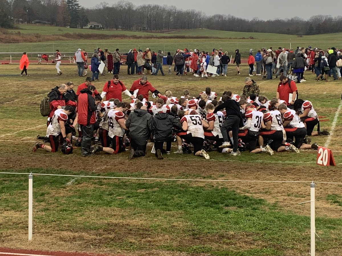 LamarTigersFB's tweet photo. 7 more days as Brothers! One day at a time! #BrotherhoodStrong 🐅🏈 https://t.co/BSbnVSIdEc