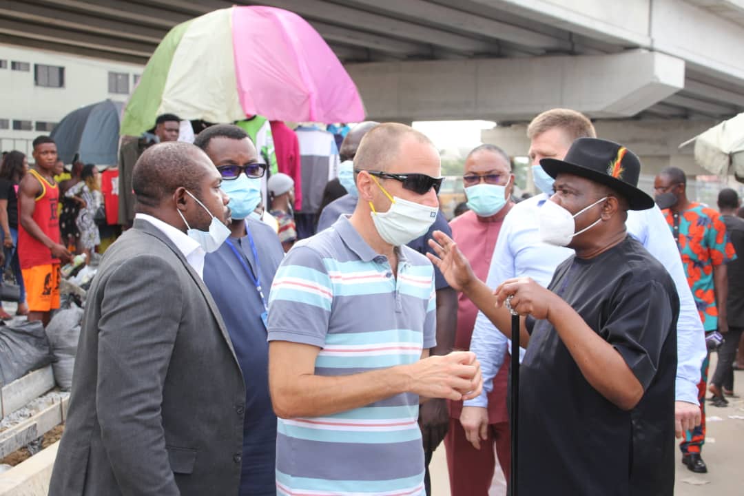 Rivers State Government has directed security agencies to arrest any trader who display goods around the Okoro-Nu-Odu Flyover, with effect from Monday, 23 November 2020.Security agencies have also been directed to confiscate their goods.