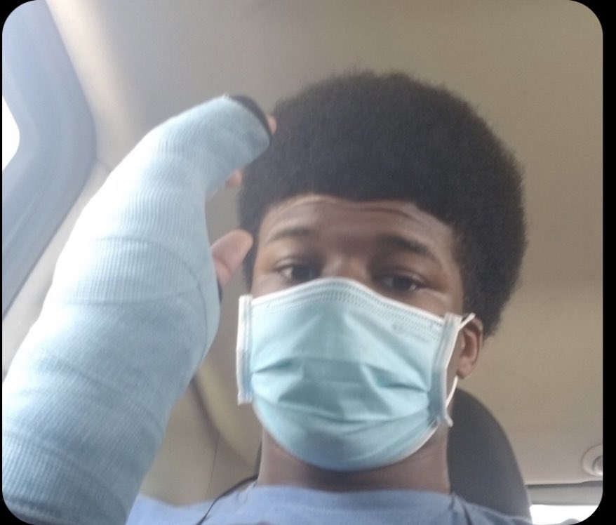 CoachRegalado's tweet photo. How it started           How it’s going 

Very proud of the adversity @iamisaacjones_ has overcome. Thru injury hasn’t missed a single practice, took all the mental reps and picked up right where he left off. In 3 games Isaac has 297 rushing yards and 5 TDs. 

#RecruitEATON https://t.co/DXXp7xp6mT