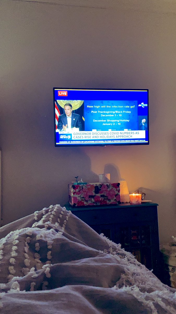 rianemaurer's tweet photo. Spending my Sunday morning in bed with Zaddy. @NYGovCuomo https://t.co/vbqcgM5HfI