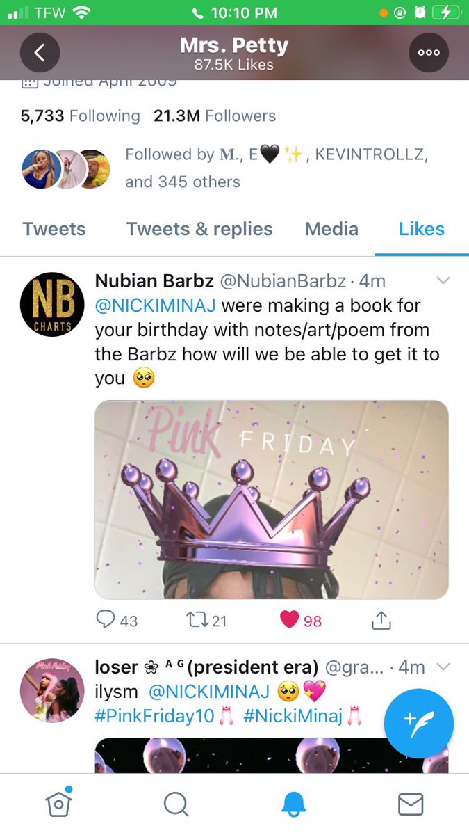 YIKESMINAJ's tweet photo. @YoungMoneySite @NICKIMINAJ how can we send this to HB @NICKIMINAJ #PinkFriday #PinkFridayAnniversaryParty #Barbz @YoungMoneySite https://t.co/uQGcJOERJI