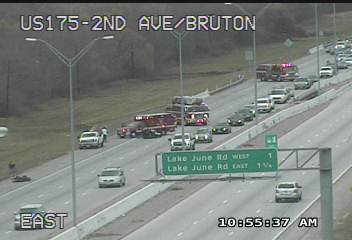 krldtraffic's tweet photo. #SoutheastDallas: an accident on WB 175 at 2nd Ave has the center and two right lanes blocked. Traffic is getting by on the left. Emergency crews are on the scene. #PleasantGrove #KRLDTraffic #DFWTraffic https://t.co/F4kEbjRjtc