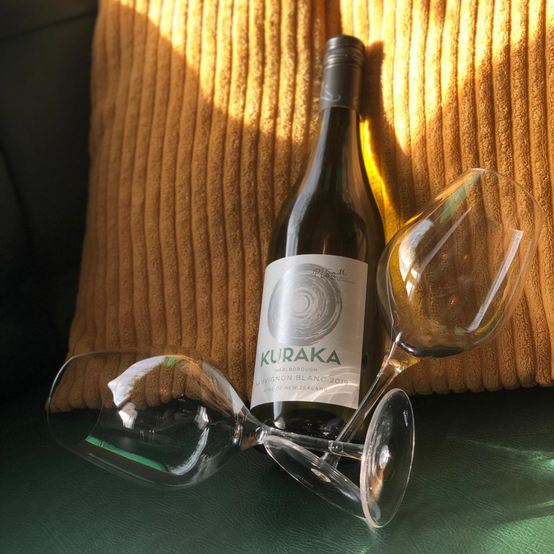 OnefivesixC's tweet photo. A very popular choice,

Sauvignon Blanc, Kuraka, New Zealand

Crisp, Zesty, Elegnt and tantalizing dry –classic Marlborough

#newzealandwines #sauvblanc #wineoftheday #whitewine https://t.co/33CWeIiYbJ