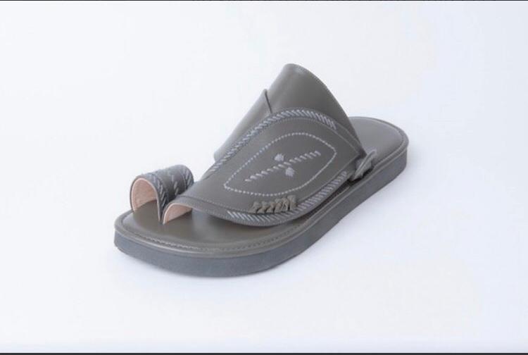 #حذاء_شرقي_مطرز 
#لون_رمادي
#تميز_ادم_للمستلزمات_الرجالية
#الهلال_النصر 
#G20 
 
 tamyzadam.com/XqdVVV