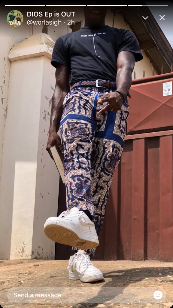 Efo_Mulla96's tweet photo. Ur fav artiste post u before 

Much thanks @worlasigh 
#waaasska🔥 #diosep🌋 https://t.co/sKRdVIRpbg