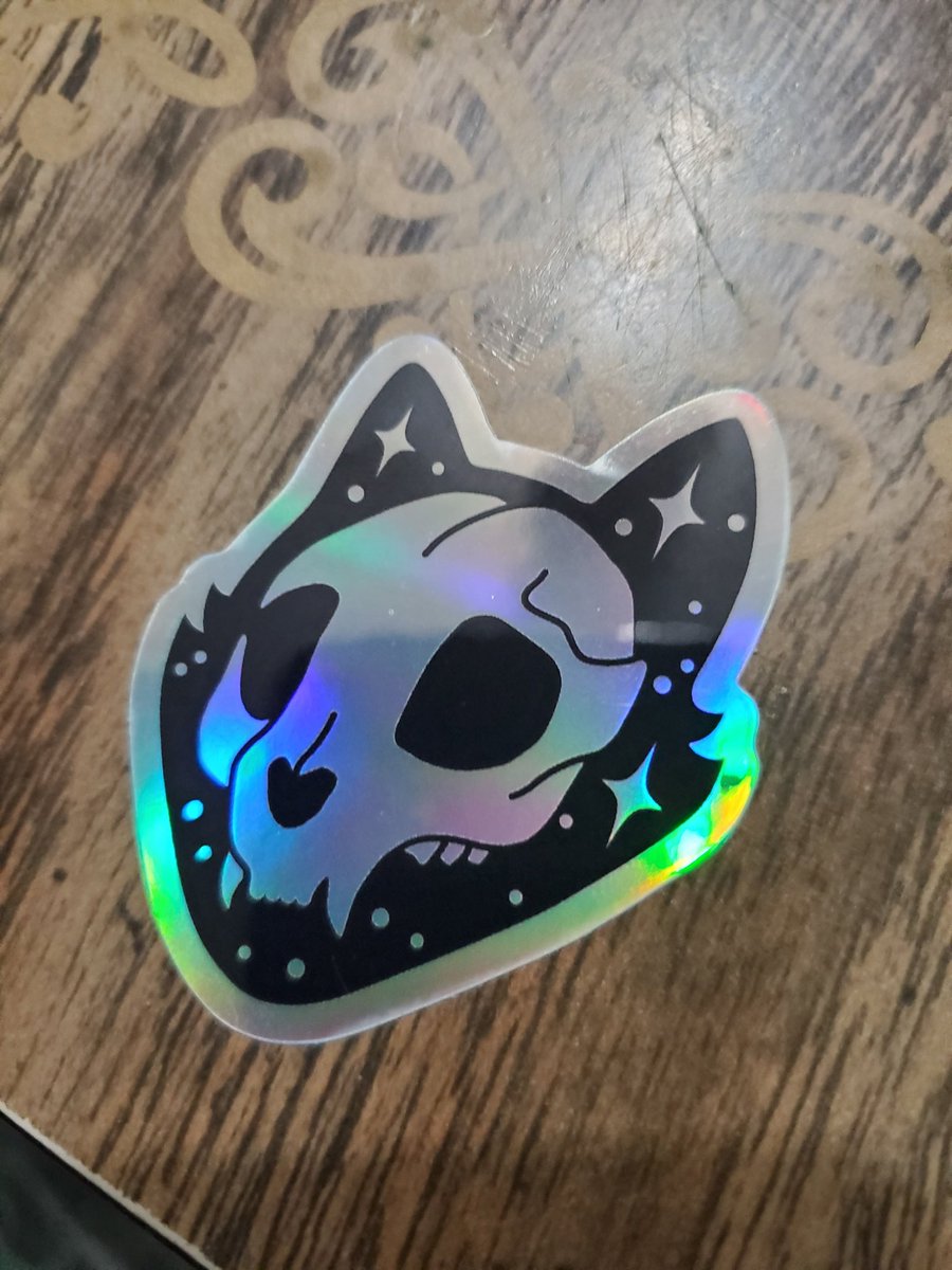 @Aras_Sivad <a href="/FabledCreative/">Fabled Creative</a> has some cool stickers