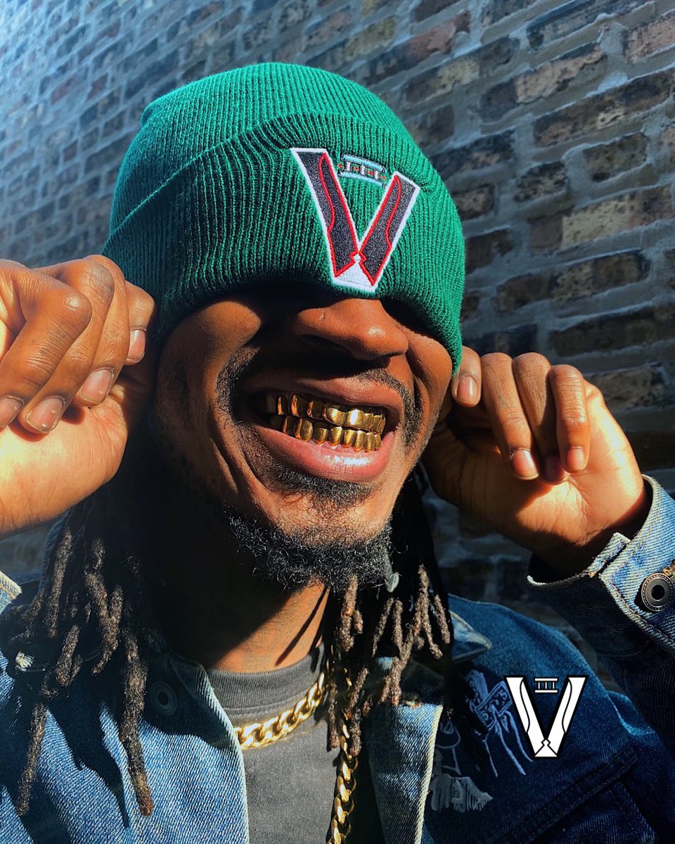 onthe5iv's tweet photo. SoloTheDweeb for #WELCOMENOINTRO— “Southside mama raised me, Kingston I was stayin, room of four she was praying, knew I'm greatness in the making. I knew I was great before I made it." - @SolotheDweeb
IIIV No Intro capsule will be available 11.25.20 at 5:55 AM CST. https://t.co/LCI2ljZznp