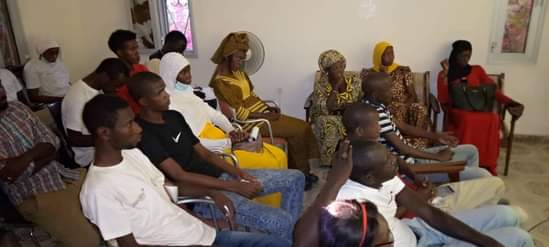 EcoSenegal's tweet photo. Dans le cadre de la semaine mondiale de l'entrepreneuriat, nous avons animé une session de sensibilisation sur l'éconmie circualire : #principes, #enjeux et #perspectives.
Merci à notre partanaire #hubnord by @JklDakar.
#ecotri #economieirculaire #GEW2020 #Ndar #kebetu https://t.co/SQORlDSs9W