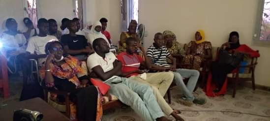 EcoSenegal's tweet photo. Dans le cadre de la semaine mondiale de l'entrepreneuriat, nous avons animé une session de sensibilisation sur l'éconmie circualire : #principes, #enjeux et #perspectives.
Merci à notre partanaire #hubnord by @JklDakar.
#ecotri #economieirculaire #GEW2020 #Ndar #kebetu https://t.co/SQORlDSs9W