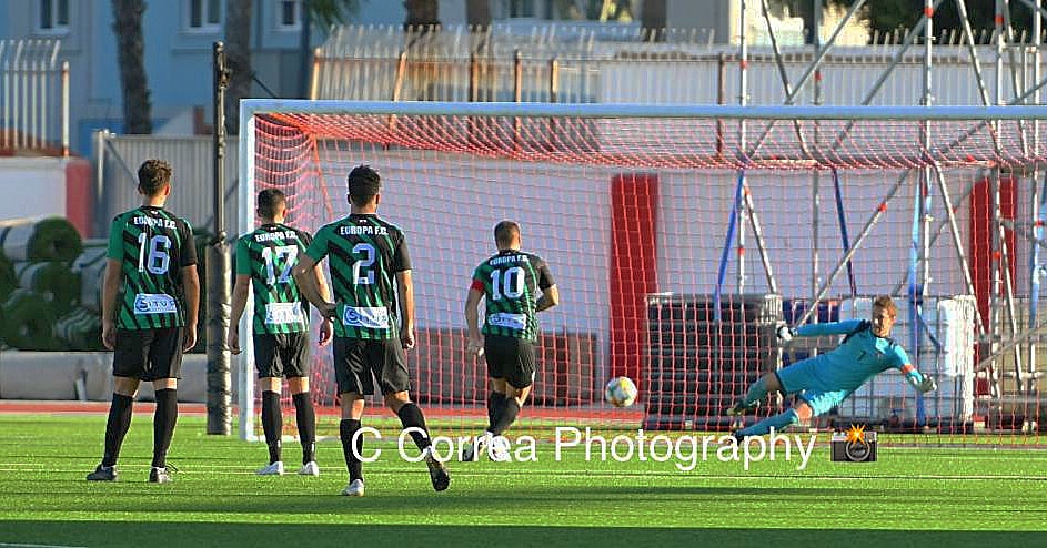 Liamwalker_10's tweet photo. We are back to the league with a 3-0 win, on a personal happy to get on the score sheet with a goal and a assist. ,💚⚽️🙏 @europafc 
.
#football #win #gamebygame #goals #assists #GNL #gfa #wekeepworkinghard #moments #2020🙏 https://t.co/hE19iw1cr8