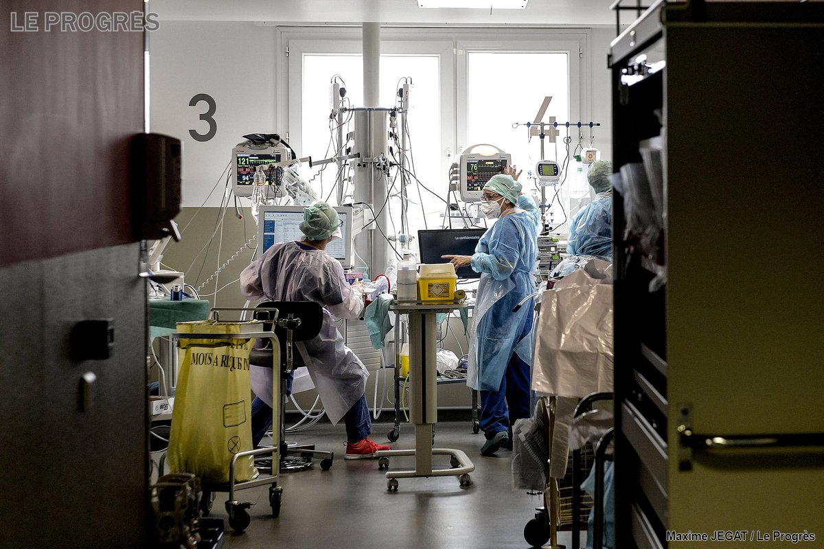 MaximeJegat's tweet photo. #reportage dans les services de #rea #covid à l’#hopital #LyonSud pour @Le_Progres
#coronavirus #santé #pandémie #HCL #soignants https://t.co/z4PulYAmvT
