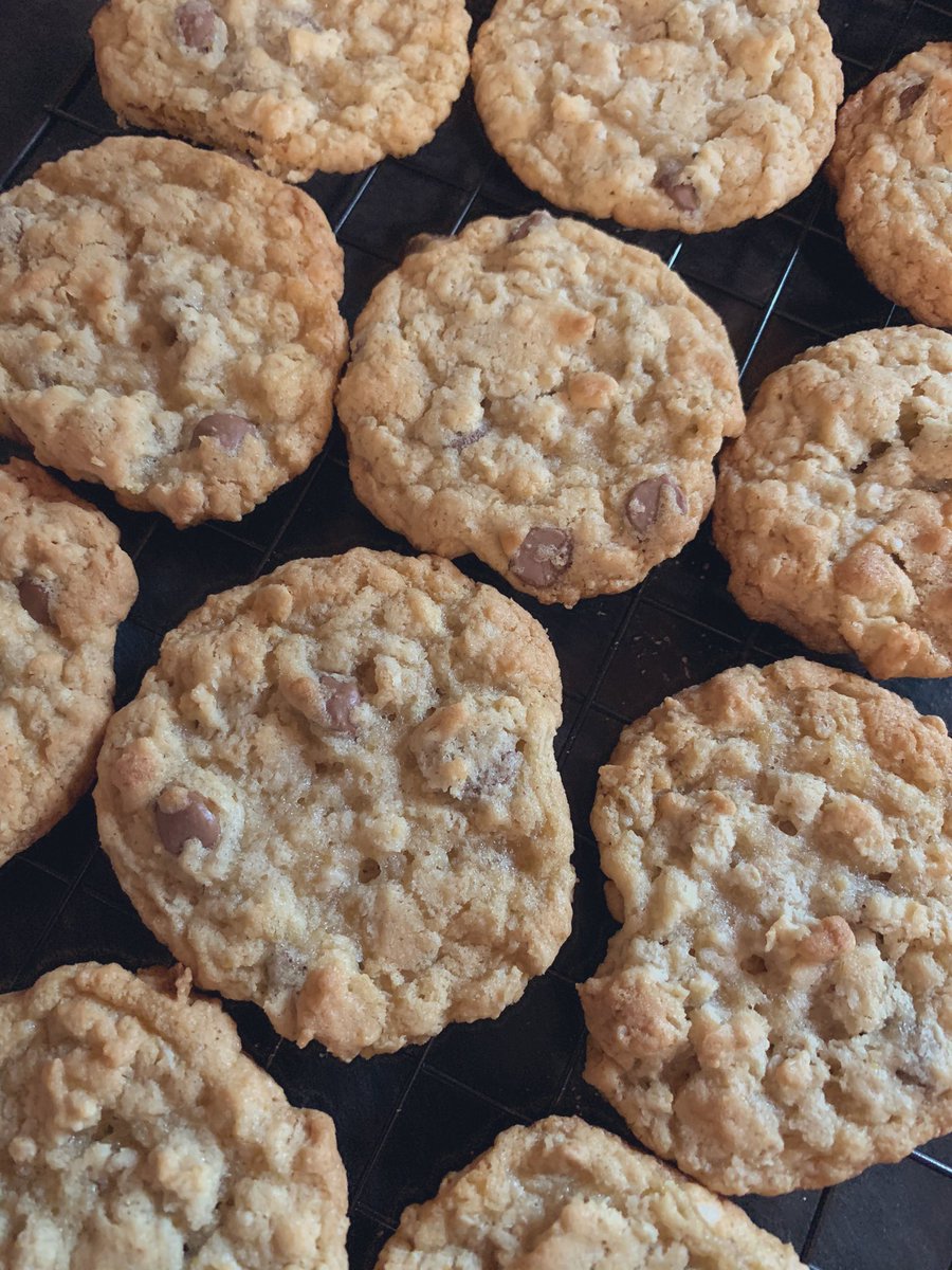 pjderoc's tweet photo. It’s a cookie 🍪 making Sunday.
Oldest son: How many are you making?
Me: Not sure yet.
Oldest son: You just keep baking them & I’ll just keep eating them. 😆
#LifewithBoys #PeanutButtet #ChocolateChip https://t.co/8CqjfXJWUd