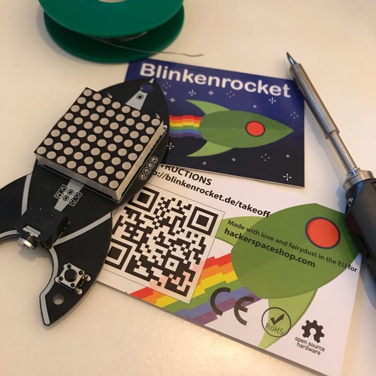 chaospott's tweet photo. Unser @Chaos_m_Schule Team hat @blinkenrocket Bausätze verschickt und über @bigbluebutton gezeigt, wie man mit dem Lötkolben umgeht. Das Ergebnis: Leuchtende Augen und Dioden. #c3e https://t.co/hXyMDgqn6L