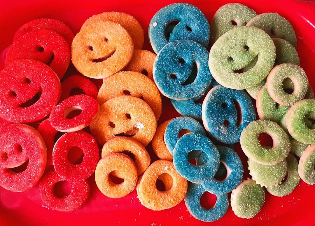 DAntojoEnAntojo's tweet photo. ~Es permitir que pueda conocer algo tan íntimo como el sabor de añoranzas y el olor de mi pasado, es un abrazo sin tener contacto, un "Te quiero" cruzando miradas... Es todo para mí. 

https://t.co/EvWqDGeKAl https://t.co/HXeIziFu6G