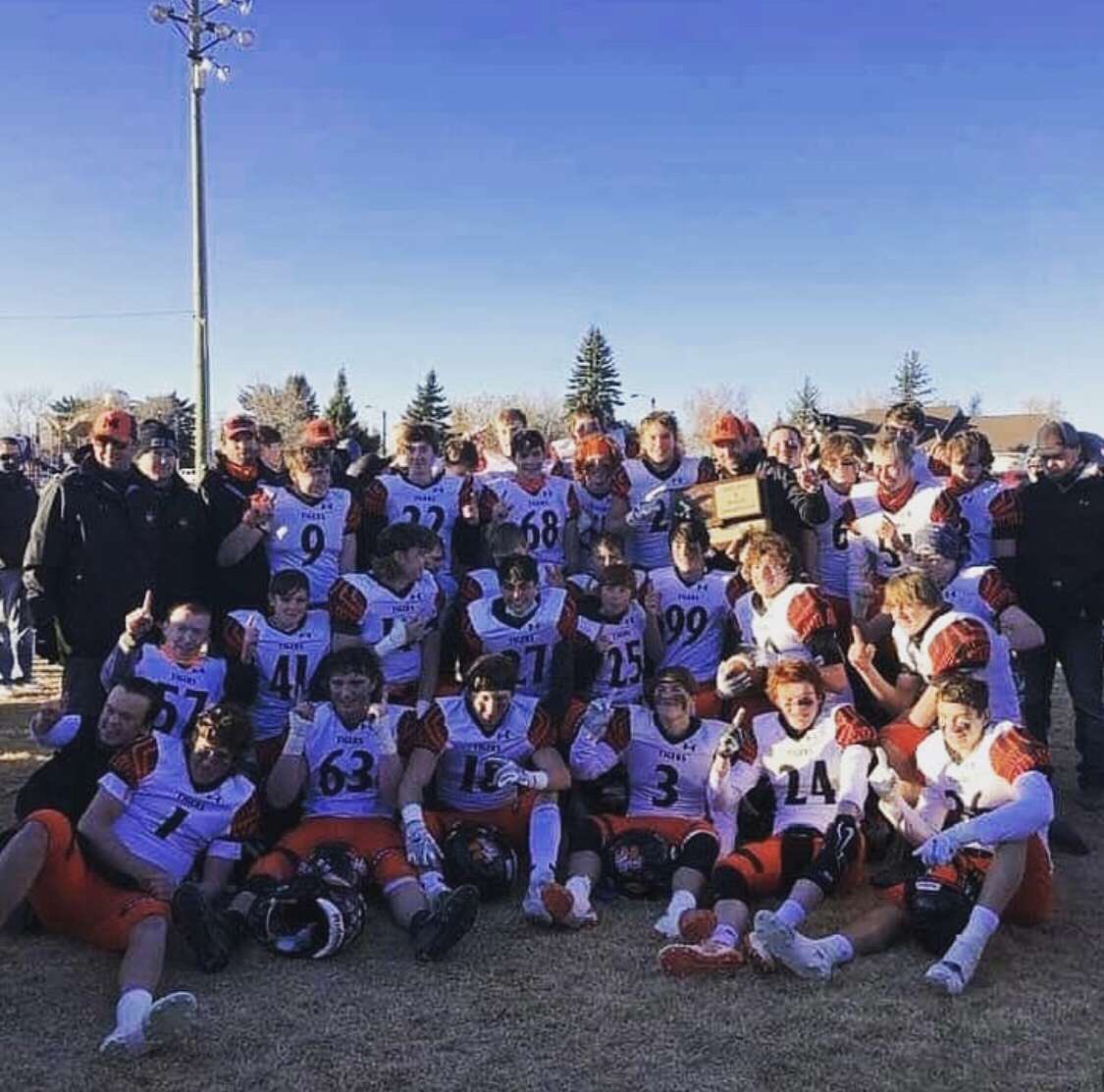 Gabriel01810457's tweet photo. STATE CHAMPS!!🏆 What a way to end an amazing high school career #Tigers #mulletszn https://t.co/yPKFvWr9xQ