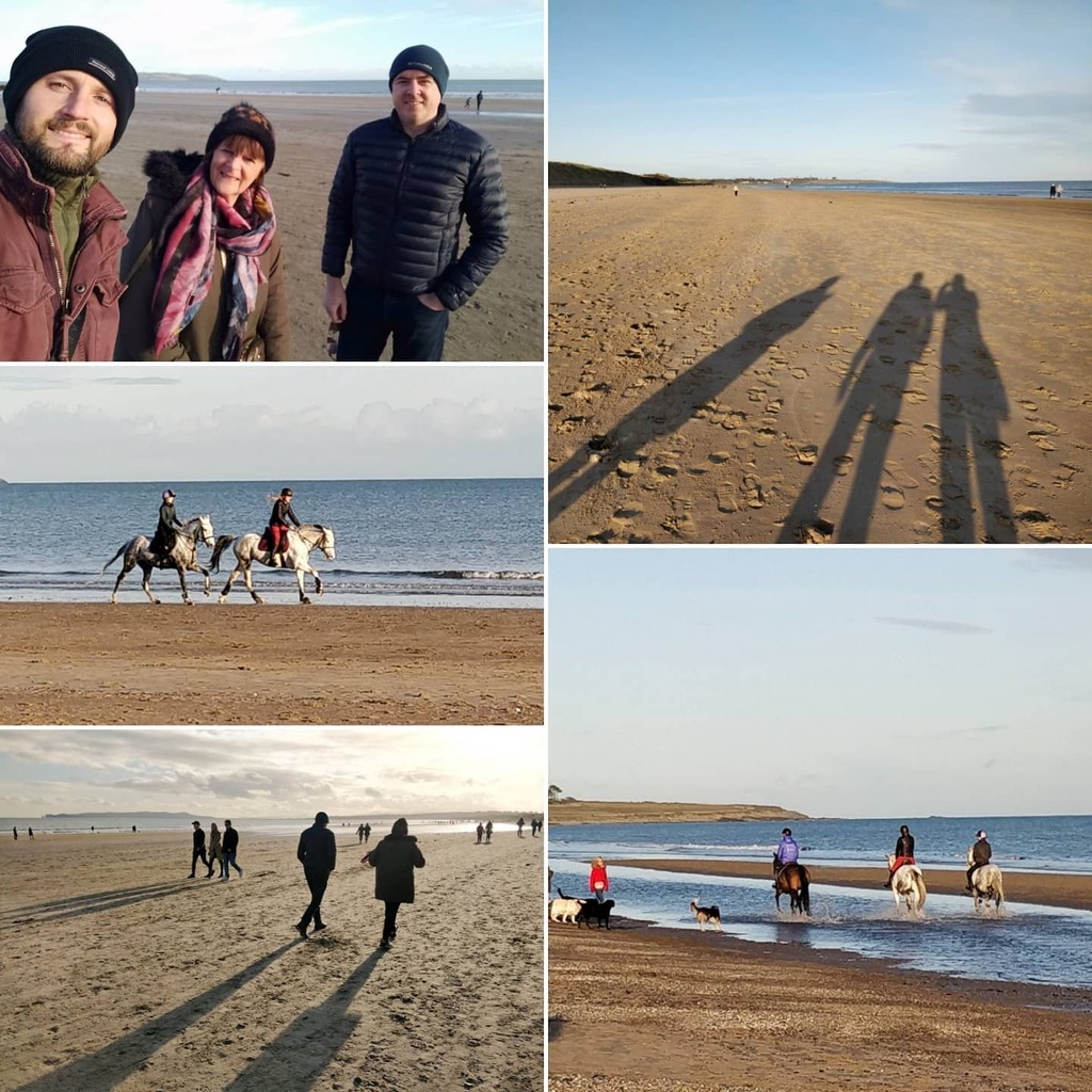 Kutoyx's tweet photo. Donabate beach post birthday Sunday walk 😍 Doesn't get any better than this 😎✌️ #Donabate #beachwalk #beach #Dublin #Ireland #horses #shadows #birthdayweekend #donabatebeach #sea #sand #twitter #partage https://t.co/WaiHgsUwxB https://t.co/JpiMnsR9Q0