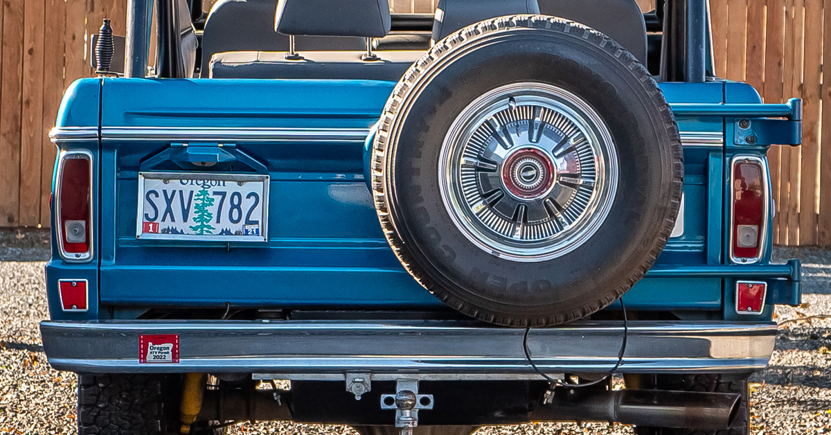 tomsoffroad76's tweet photo. Nola's stocker is ready for a few minor upgrades. Should she cut it or leave it as is? Let us know in the comments.
#tbp #tomsbroncoparts #earlyford #broncolife #broncofans #stocker #tocutornottocut #postoftheday #classic #vintagetruck #yourbroncoisourbusiness https://t.co/UmOczmDU3t