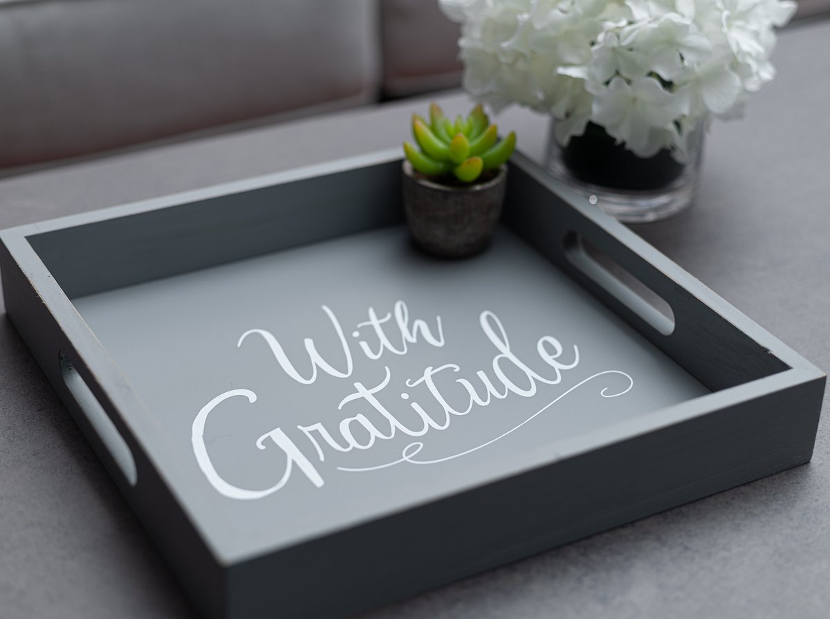 atbbq's tweet photo. Make your table beautiful this holiday season with a unique serving tray! Check out our fall decor centerpiece and find the perfect centerpiece for your feast today: https://t.co/82Pu6dJE4S
#sale #falldecor #tableinspiration https://t.co/MaRaPBg21p