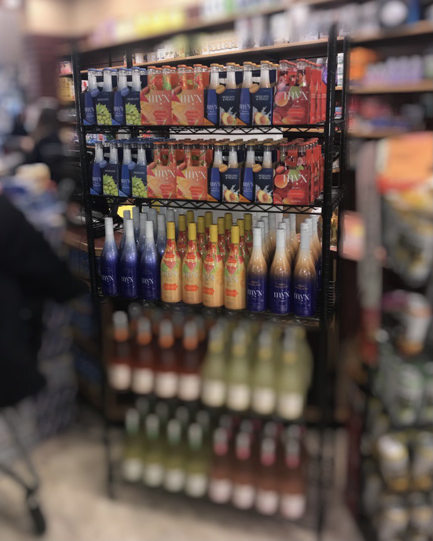 MYXFusions's tweet photo. Look who’s IN THE MYX! Cherry Valley Marketplace is fully stocked on #MYXFusions for the #Thanksgiving holidays. Stop by to #GetInTheMYX! 📍 801 E Gunhill Rd, Bronx NY. 🍷🥂 #Bronx https://t.co/GIML1O4uO3