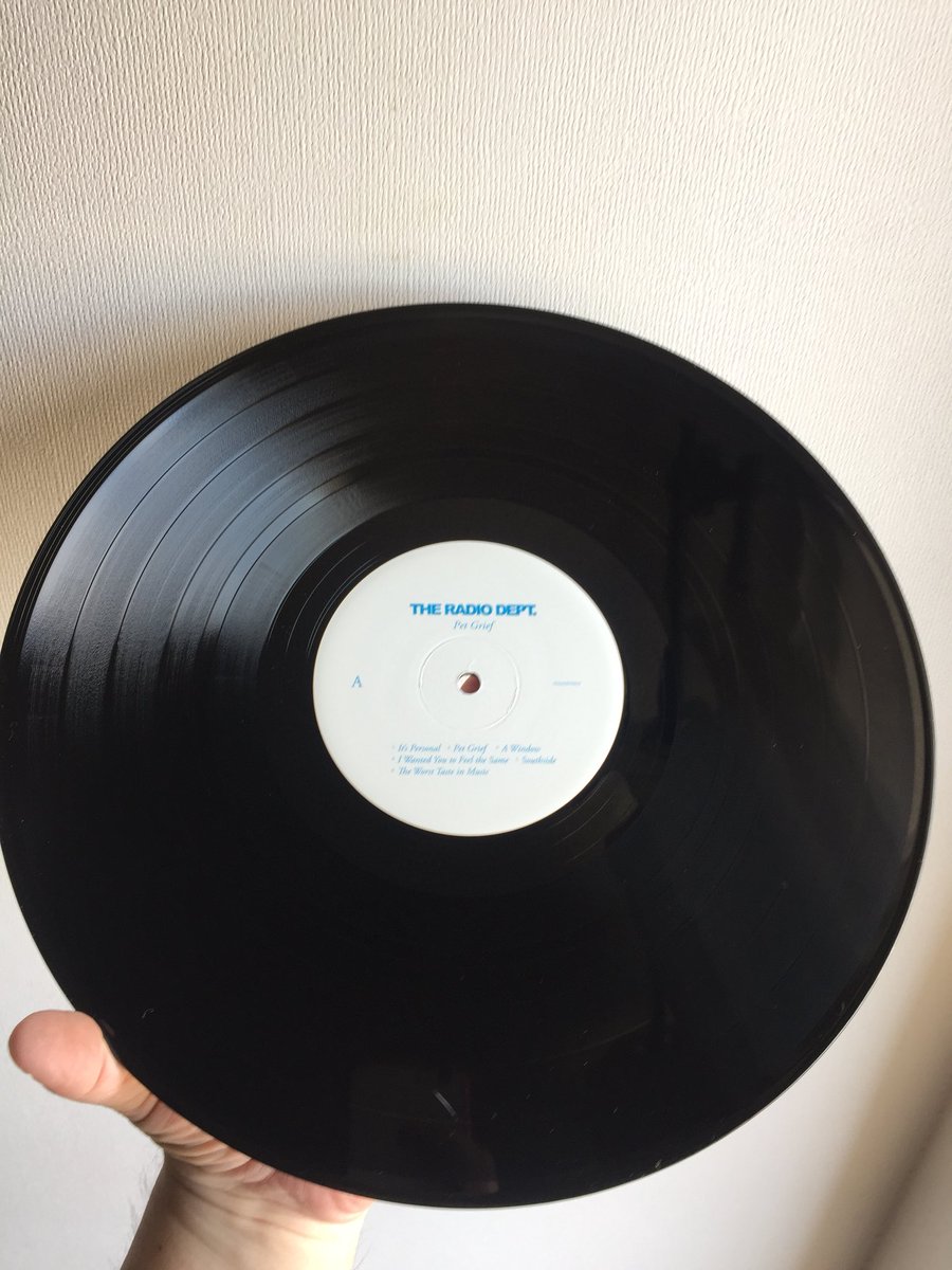 turk154's tweet photo. Sale el sol. The Radio Dept. “Pet Grief”. Labrador. 2006.
#theradiodept #petgrief #labradorrecords https://t.co/uf39q4pCBy
