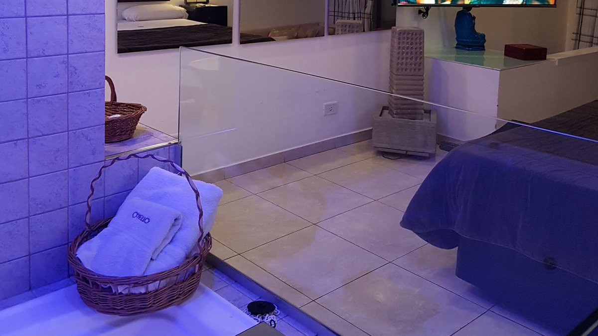 hotelotello's tweet photo. 🔥El Fin de Semana Largo es #MejorEnOtello🔥
Te informamos la duración de nuestros turnos:
https://t.co/ccq2x2pcXq

#HotelOtello #VolvieronLosTelos #VillaDevoto #VillaDelParque #telo #lovehotel #parejas #amor #lgbt #findeLargo #promociones #arregui4241 https://t.co/u5dAf5d4if