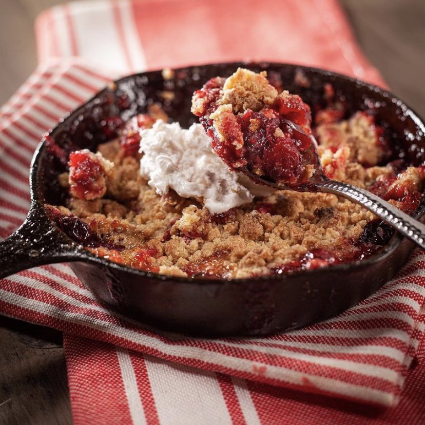 This might be my favorite holiday dessert. The whole cranberries are bright &amp; tart &amp; super crazy good for our gut health. I use monk fruit sugar as a sweetener as it’s low glycemic. But you can use whatcha’ want. Full recipe on my Instagram! 

instagram.com/p/CH5w-yzhRln/…