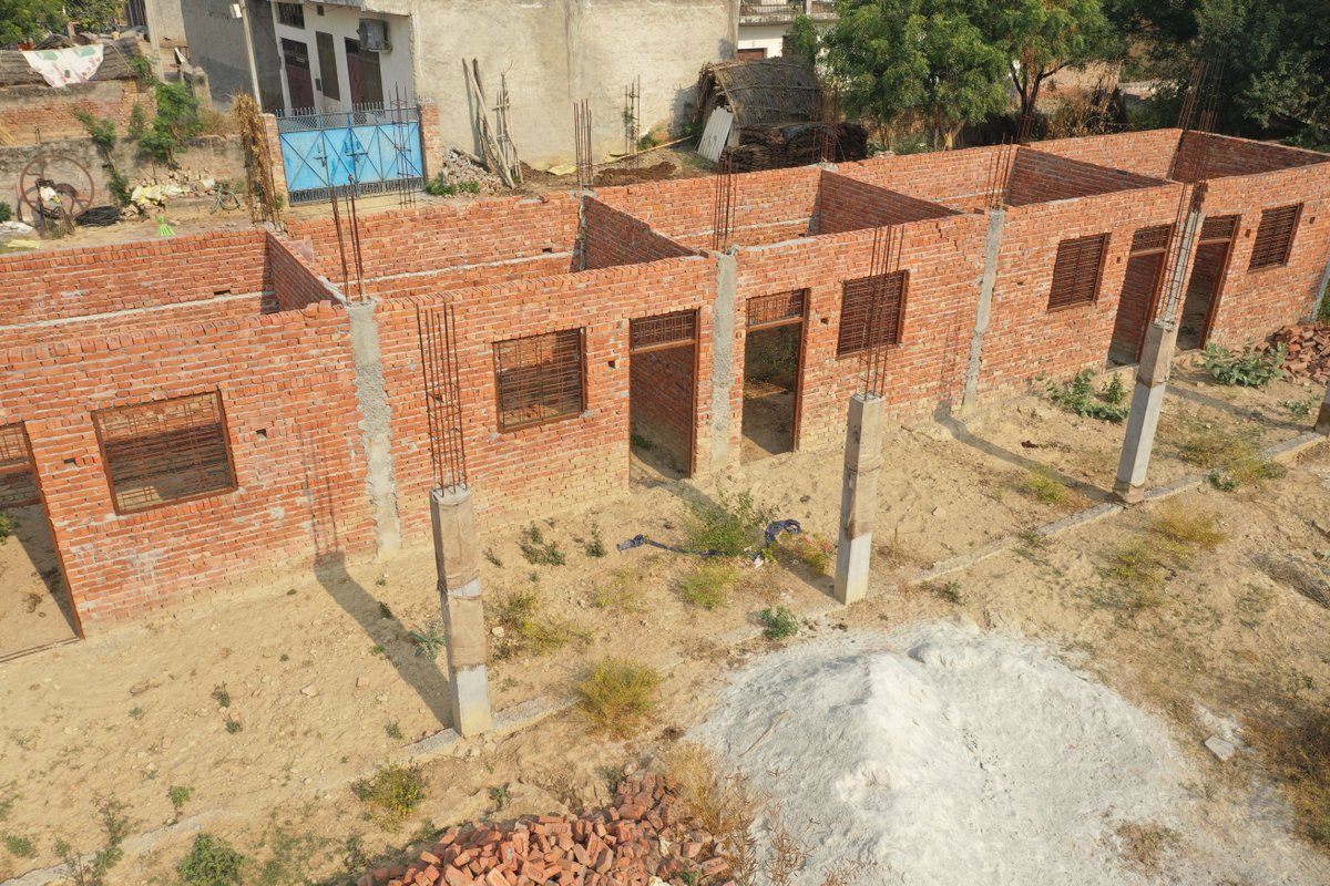 ajayidt's tweet photo. How normal drone images can be converted in to 3d models to fetch several types of data can be seen above. https://t.co/bZ8KCcaet3