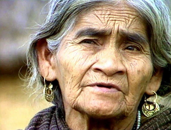 AvilaJavier10's tweet photo. Un día como hoy pero de1985, fallece María Sabina, curandera indígena originaria de Huautla de Jiménez, Oax.
María Sabina se convirtió en una celebridad nacional e internacional, debido a su extenso conocimiento en el uso ceremonial y curativo de los hongos alucinógenos. 
#Oaxaca https://t.co/uKIhwx4FkW