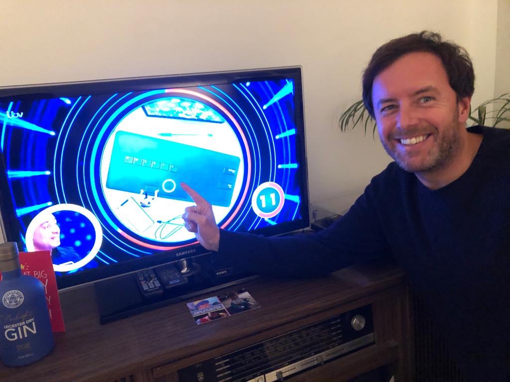 LoisGreaves's tweet photo. @5GoldRings James McDade knows where the M is !! https://t.co/JapkLNLfsy
