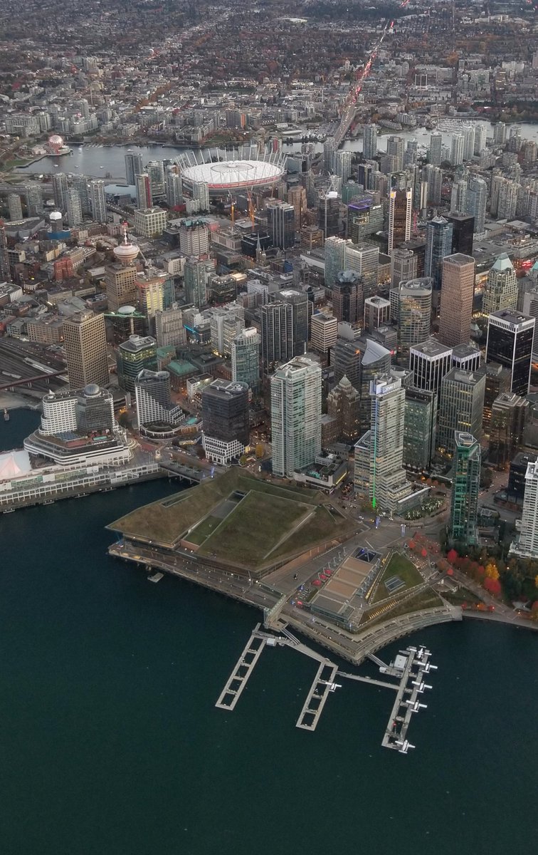 Beautiful downtown #Vancouver 🤩 #Vancity #helicopterlife #YVR <a href="/GlobalBC/">Global BC</a> <a href="/AM730Traffic/">AM730Traffic</a> <a href="/CKNW/">CKNW</a> <a href="/1K_things/">Things to do in Van</a> <a href="/MyVancouver/">Destination Vancouver</a> <a href="/604Now/">604 Now | Vancouver</a> <a href="/igvancouver/">Instagram Vancouver</a> <a href="/downtownvan/">Downtown Van</a> <a href="/VanConventions/">Vancouver Convention Centre</a>