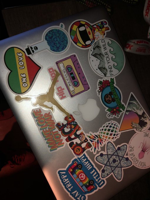 Had 8 great years with my baby but she&rsquo;s a goner now &amp; it&rsquo;s time to upgrade #Rip #MacBookPro #musician<a href="/tag/newbeginnings"class="tags"><span>#newbeginnings</span></a><a href="/tag/artist"class="tags"><span>#artist</span></a><a href="/tag/rip"class="tags"><span>#rip</span></a><a href="/tag/musician"class="tags"><span>#musician</span></a><a href="/tag/macboo"class="tags"><span>#macboo</span></a>