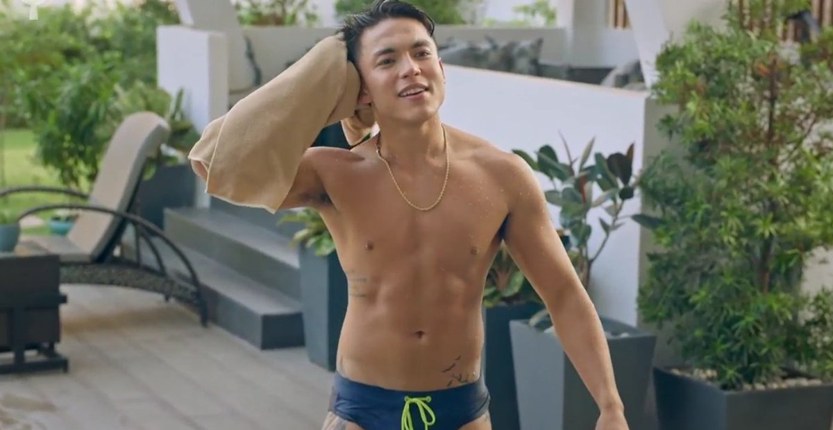 jarmelao's tweet photo. como que pode o homem ser gay ai que nojo #OhMandoEp3 https://t.co/nhIXGO9djz