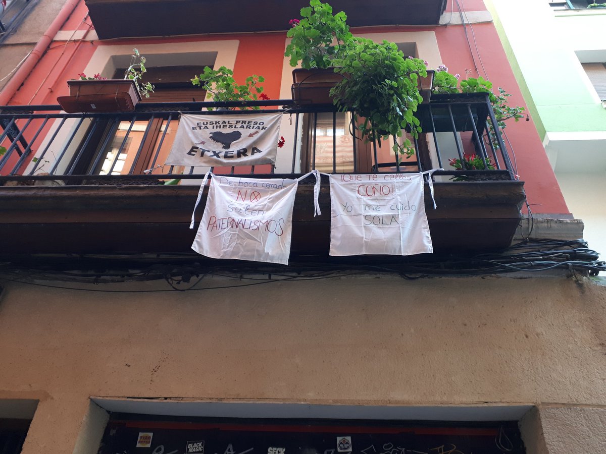 Ricardo_AMASTE's tweet photo. Como cada año #Iturfest de @ANTespacio resulta una experiencia de lo más estimulante, porque se acerca el arte al barrio, se cuidan los detalles y se atienden aspectos relacionales que pudiendo parecer secundarios son centrales y marcan la diferencia. https://t.co/MOJnnuAOxl