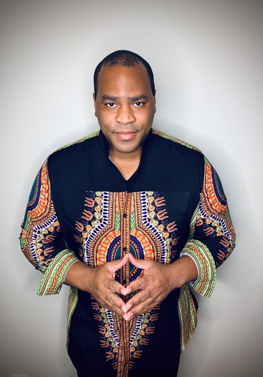 Sid_Hopson's tweet photo. Roots and stems.
.
.
.
#kente #handwoven #musician #percussionist #roots #stems #remembering #building #newmusic #comingsoon https://t.co/fCS2hAKTQ4