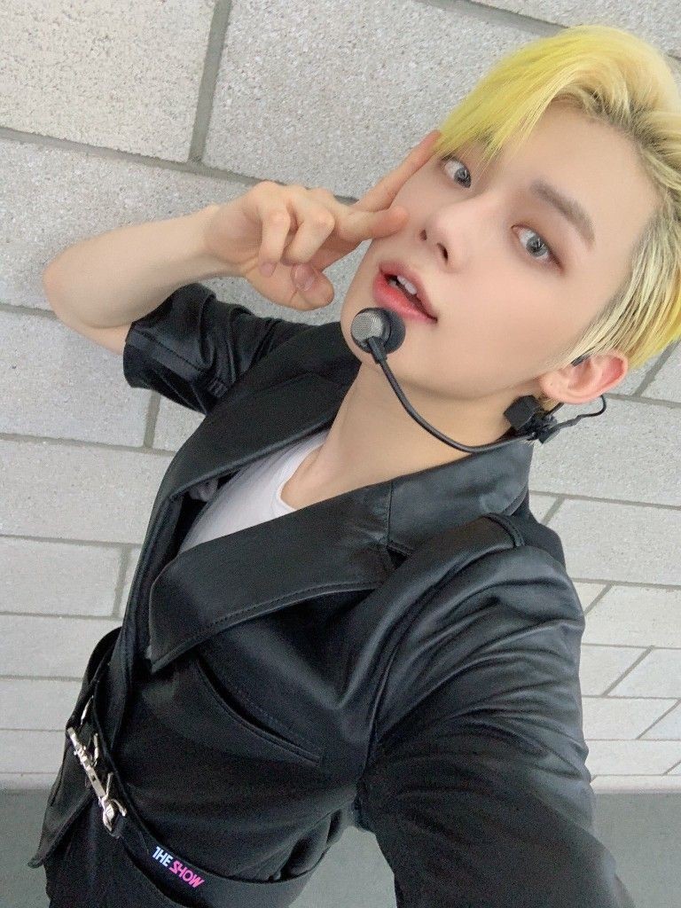 intoTXTchapter's tweet photo. one_ 𝕕𝕣𝕖𝕒𝕞 !!✨ % .一起 › playlist. #TigerinsideTM 

[#ELVIO]: De verdad que #TMAreTigers, tremendas fieras nos trajeron un rolón y cuando lo escucho I feel as if I had my Tiger Inside too. ¡Stan TroubleM, Stan talent! https://t.co/x6hUT4h3pg