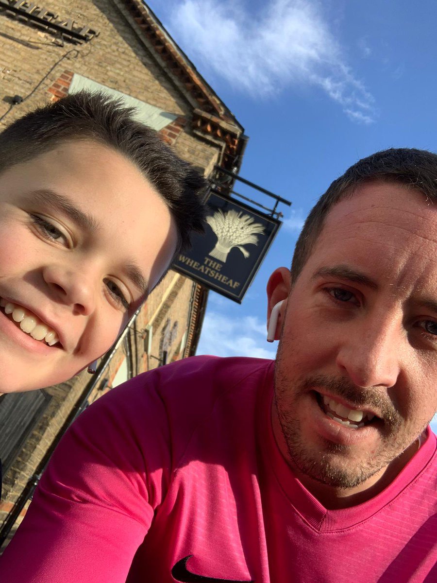 BiggsRaidersFC's tweet photo. #PinkSundayIII👚 a few pace setters joined us today aswell #family #justgiving #UTR🏴‍☠️ @Cardiomyopathy @harrydix9 @Sam3West @nickmoyster https://t.co/qIu9TzaHWw