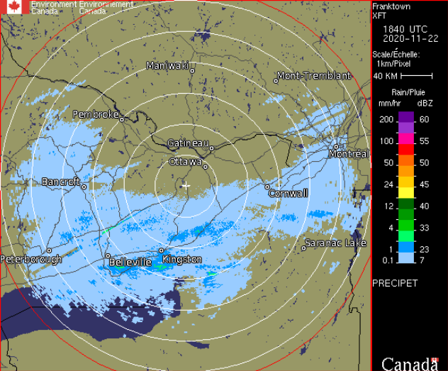 YOW_Weather's tweet image. The #Ottawa #SnowShield is up. It is now snowing to the West, South and East. The shield will only delay the inevitable, the snow will push through in a few hours.