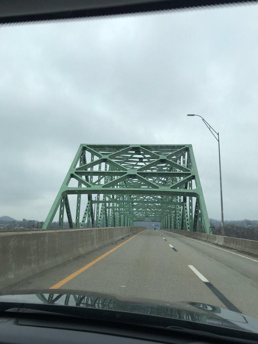 kevo_todd's tweet photo. Ohio river https://t.co/2iZzKYQ8Qn