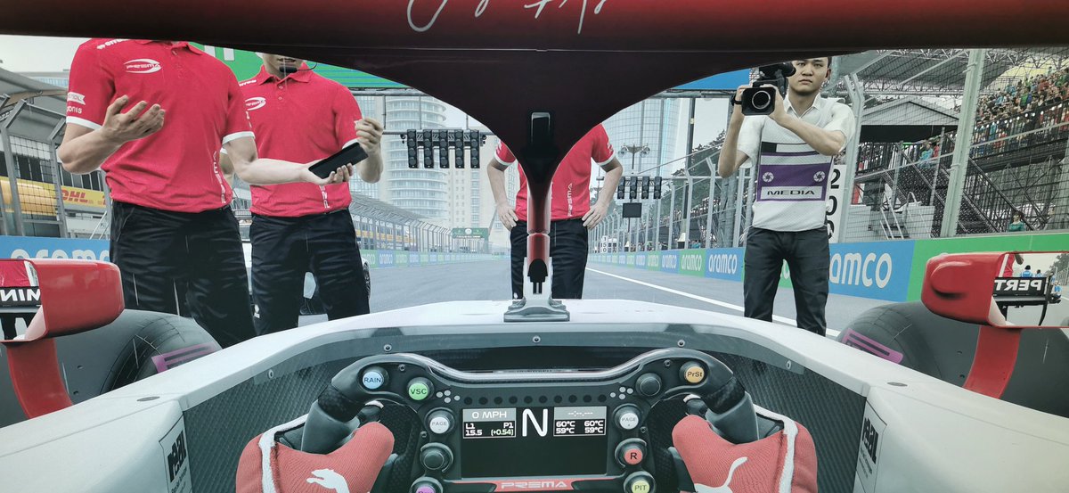 dannybartlett2's tweet photo. @Codemasters f12020 pc, latest update, racing f2 in Baku, wet race yet only gives soft tyres, I spin around the track but ai acts like it's dry .... Bit of a bug? https://t.co/i4zTZ2NZVW