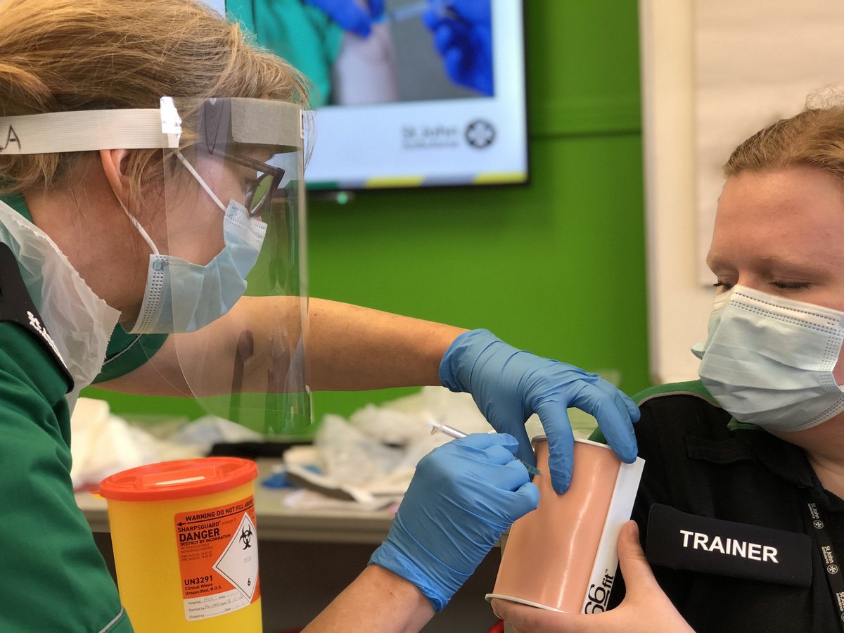 tinaecolwell's tweet photo. So #proud to be a @stjohnambulance #volunteer right now 💚 

Today we went through in-depth preparation ready to deliver the new vaccinator course to #stjohnpeople 
Once again, brilliant resources created by @SJAVolTraining 

We’re ready to support our #NHS 💪 #BeTheDifference https://t.co/34hkCAUAiu