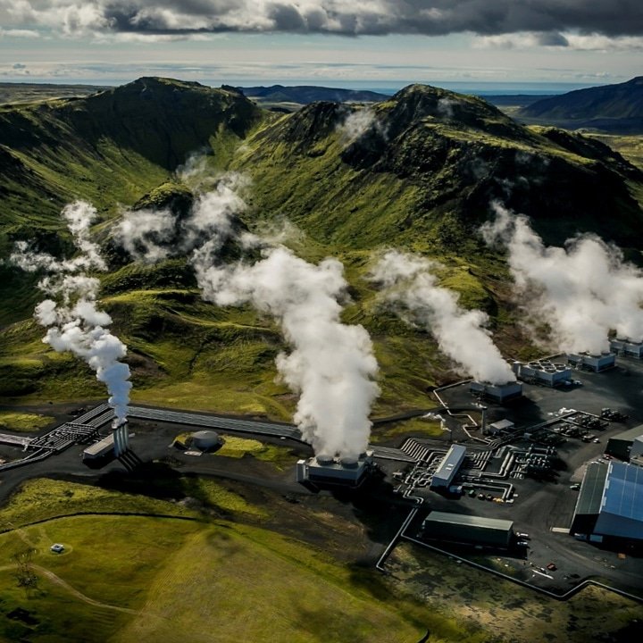 miempresaverde's tweet photo. Islandia está tratando de contrarrestar el cambio climático de una forma ingeniosa: una especie de aspiradora succionará el CO2 del aire para almacenarlo en las profundidades de la tierra  🌍🏔️ Conoce más en https://t.co/yro4J0L2e2

Comienza tú acá https://t.co/TXHIylo3ft https://t.co/slX6zn7X1G