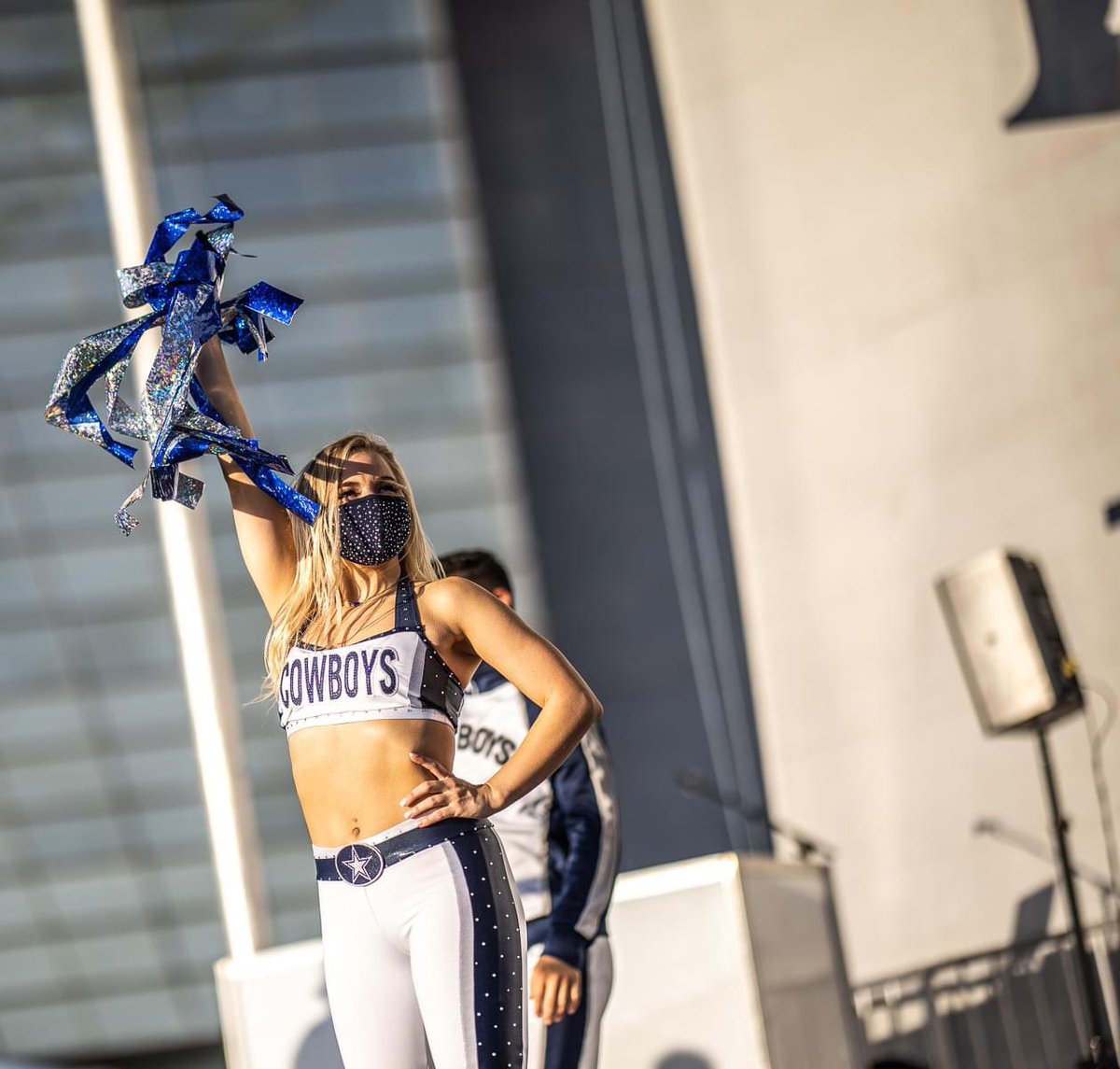 DcrbJ's tweet photo. Happy Game day Cowboys Nation! https://t.co/H1r4mzzkdd