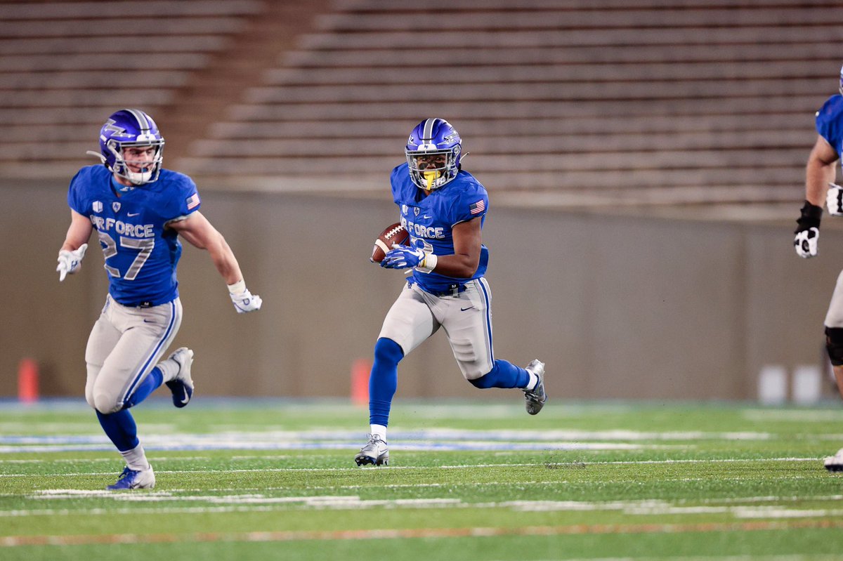 AF_Football's tweet photo. The nation’s best run offense added another 𝟯𝟱𝟲 yards and 4️⃣ touchdowns on the ground Friday 🚙💨 https://t.co/qarvEYRVqL