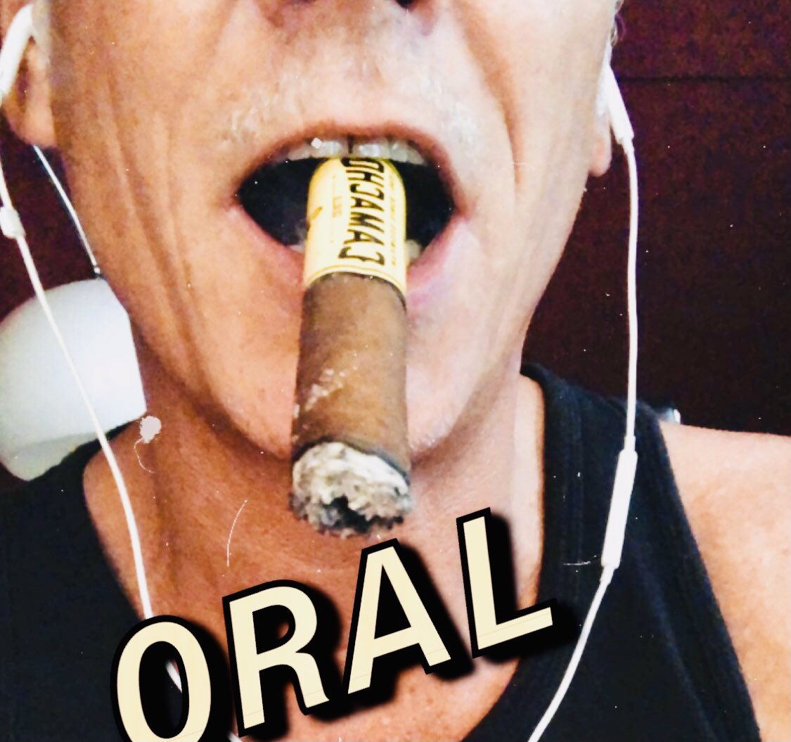 daddycandoyou's tweet photo. @smokingdudes https://t.co/k6DJ3F6c8V